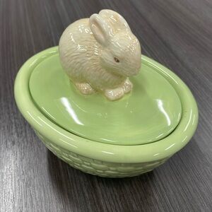 Vintage Hallmark bunny covered candy dish